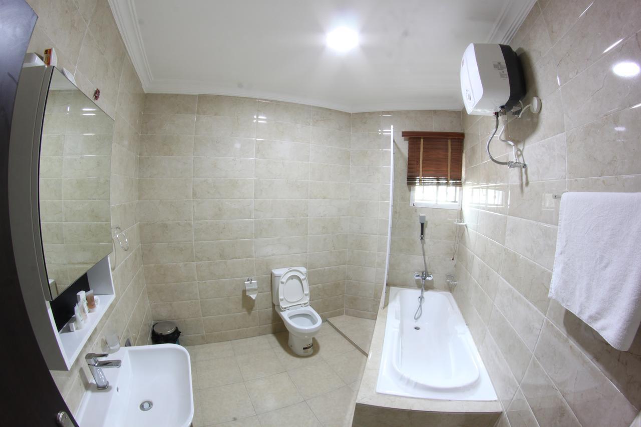 Celia'S Suites Abeokuta Kültér fotó