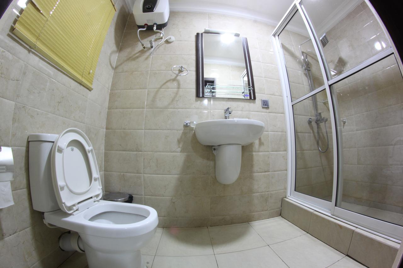 Celia'S Suites Abeokuta Kültér fotó
