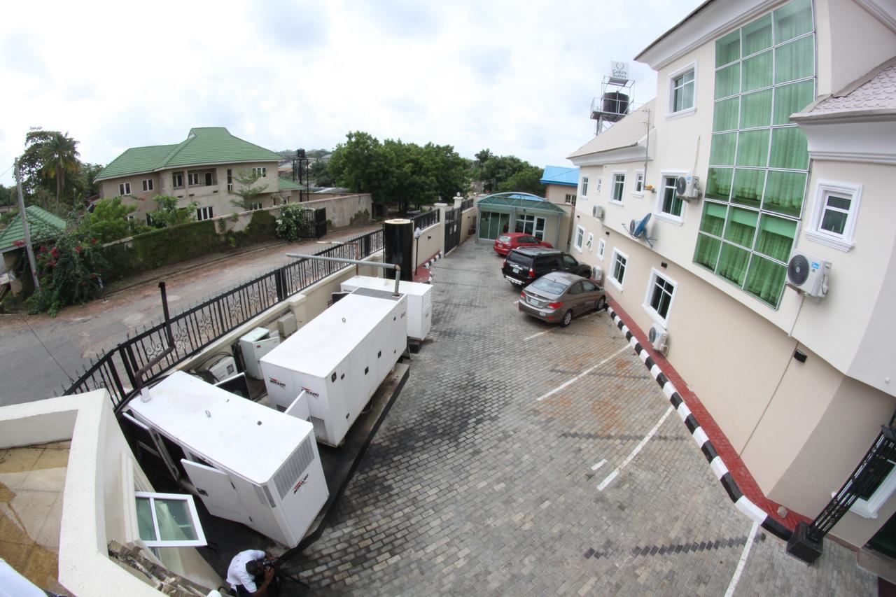 Celia'S Suites Abeokuta Kültér fotó